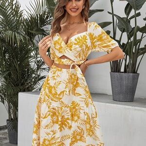 Carlene Bow Tie Hawaiian Floral Dress